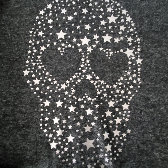 Gray Hoodie With Skull - Picture 7 of 14